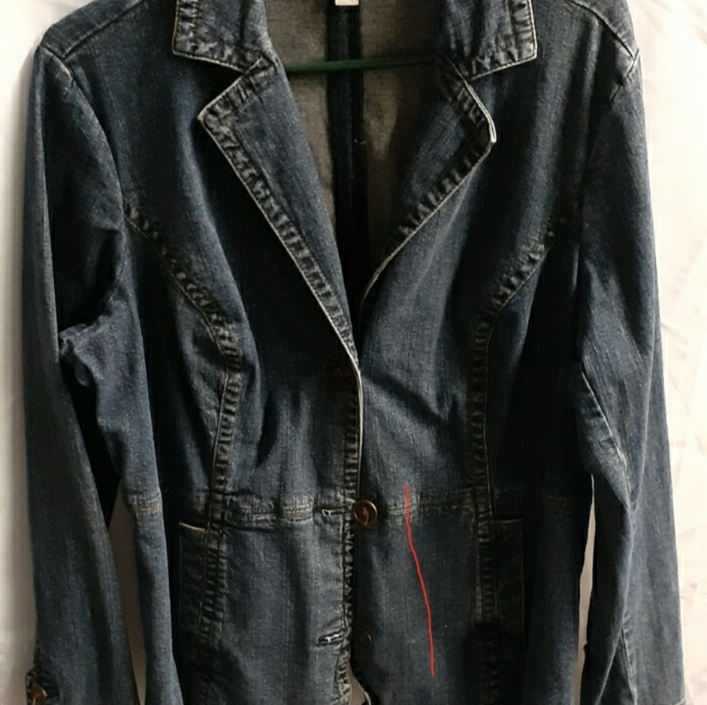 Jean jacket - Picture 5 of 8